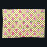 Linge De Cuisine Motif d'été Pink Watermelon et Yellow Strip<br><div class="desc">Pastèque rose mignonne et Motif d'été à rayures jaunes. Ce Fun Pink Watermelon avec Black Seeds Fruit Print est parfait pour un cadeau d'anniversaire d'été.</div>