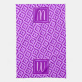 Linge De Cuisine Motif diamant à trois tons violet monogramme (Vertical)