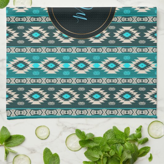Linge De Cuisine Motif ethnique du sud-ouest. Monogramme. (Plié)