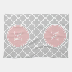 Linge De Cuisine Motif gris de Quatrefoil, monogramme rose