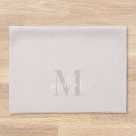 Linge De Cuisine Nom de famille personnalisé rose moderne Monogramm<br><div class="desc">Serviette de cuisine rose moderne personnalisée avec monogramme de nom de famille personnalisé dans la calligraphie à la main moderne.</div>