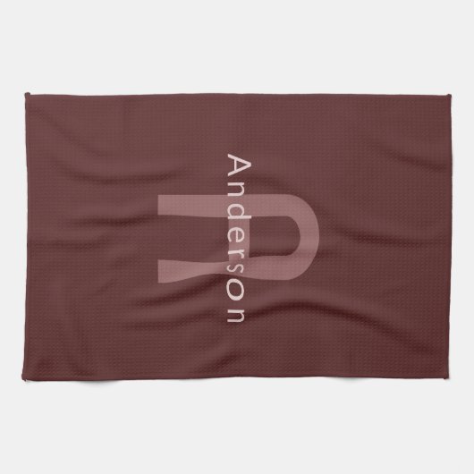 Linge De Cuisine Nom Monogramme d'apparence moderne | Rouge marron (Horizontal)