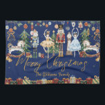 Linge De Cuisine Nutcracker Ballet Vintage Joyeux Noël<br><div class="desc">Ajoutez une touche festive à votre cuisine avec cette serviette de cuisine sur le thème des Noisettes, qui présente des illustrations colorées et vibrantes d'aquarelle inspirées du ballet de Noël magique. Avec son design vintage et capricieux, cette serviette apporte un esprit de vacances joyeux à votre maison. Personnalisez-le avec votre...</div>