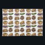 Linge De Cuisine NYC Jaune Deli Food Pickle Blintz Bagel Knish Lox<br><div class="desc">La serviette de cuisine comprend une gamme d'aliments classiques NYC Jewish deli, dont un cornichon à l'aneth casher, un sandwich reuben, une garniture d'épinards, des blueberry blintzes, un bagel de seigle en marbre et un bagel avec du lox et du fromage à la crème. Idéal pour votre gourmet préféré !...</div>