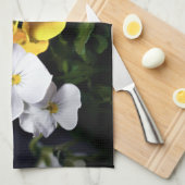Linge De Cuisine Pansies jaune et violet blanc (Quart Plié)