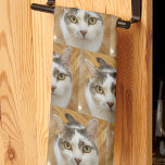 Linge De Cuisine Photo personnalisée pour animal de compagnie ou fa<br><div class="desc">Téléchargez une photo et créez facilement votre serviette de cuisine personnalisée. Pour le meilleur résultat centré sur l'image, utilisez une image carré. Vous pouvez TRANSFÉRER ce DESIGN à d'autres produits Zazzle et l'ajuster à la plupart des articles Zazzle. Merci pour le choix de nos conceptions et l'arrêt par Standard Studio...</div>