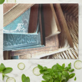 Linge De Cuisine Pile de livres sur la vieille chaise (Plié)