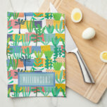 Linge De Cuisine Pots colorés et Motif Cactus Personnalisé<br><div class="desc">Cette serviette de cuisine est munie de mignons pots colorés remplis de plantes verts et de cactus et personnalisés avec votre nom. Vous pouvez aussi mettre ce design sur d'autres produits!</div>