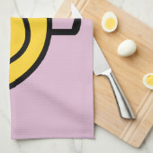 Linge De Cuisine Poulet Jaune Sur Fond Rose (Quart Plié)