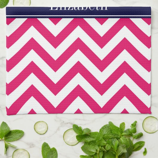 Linge De Cuisine Raspberry Lg Chevron Marine Nom bleu Monogramme (Plié)