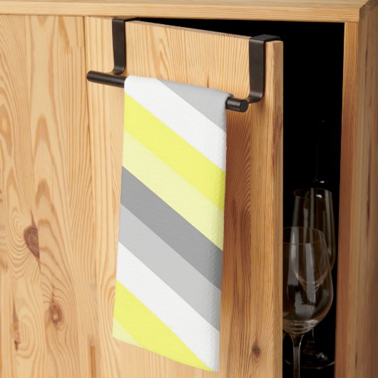 Linge De Cuisine Rayures Jaunes, Blanches et Grises (Pliage en tiers)