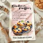 Linge De Cuisine Recette de muffin bleuet personnalisée<br><div class="desc">Éclairez votre cuisine avec cette serviette de cuisine personnalisée Blueberry Muffin Recipe. Parfait pour les amateurs de boulangerie et de muffin, cette serviette est customisée avec un délicieux muffin aux bleuets et peut être accompagnée de votre nom ou d'un message spécial. Un joli et fonctionnel ajout à n'importe quelle cuisine,...</div>