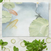 Linge De Cuisine Réflexion de Koi Pond avec poissons et lys (Plié)