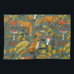Linge De Cuisine Renard d'automne sur pin vert<br><div class="desc">Faune et flore boisées d'automne peintes à la main - renards,  feuilles forestiers,  champignons et baies</div>
