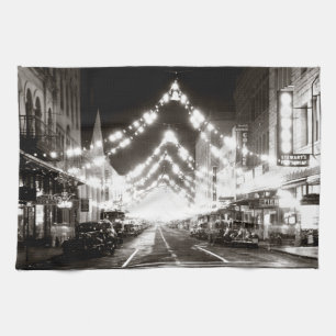 Linge De Cuisine Rue Fort d'Honolulu en 1942 à la nuit