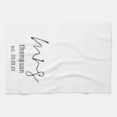 Linge De Cuisine Script moderne Mme Nom Date Bride Keepsaké (Horizontal)