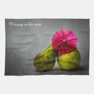 Linge De Cuisine S'embrasser Dans La Pluie