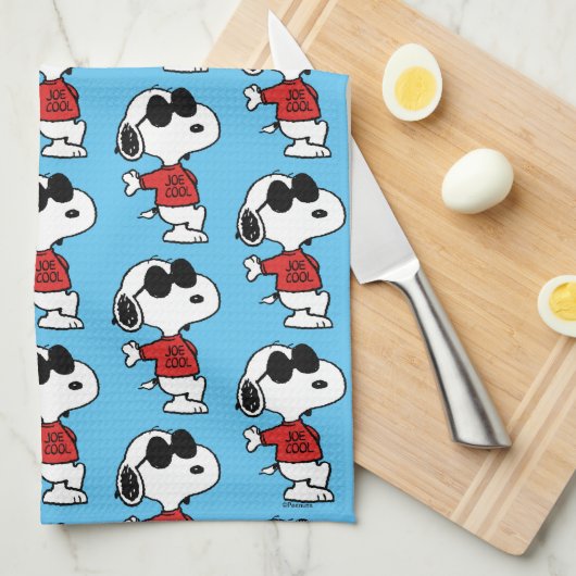 Linge De Cuisine Snoopy "Joe Cool" debout (Quart Plié)