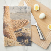 Linge De Cuisine Starfish sur une plage de sable Photo (Quart Plié)