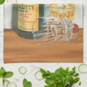 Linge De Cuisine Still Life with Scotch par Jennifer Goldberger (Plié)
