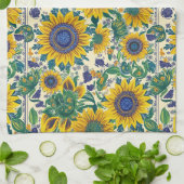 Linge De Cuisine Sunflowers. Ukrainian folk art pattern. (Plié)
