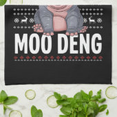 Linge De Cuisine Tout ce que je veux pour Noël est un Moo Deng (Plié)
