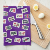 Linge De Cuisine tuiles de MahJong (symboles) sur fond violet (Quart Plié)