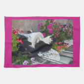Linge De Cuisine Tuxedo Cat Maroon Dark Pink Cats and Flowers (Horizontal)