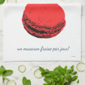 Linge De Cuisine un macaron fraise par jour ! (Plié)