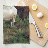 Linge De Cuisine Vache Blanche Avec Herbe De Vache Brown, (Quart Plié)