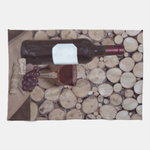 Linge De Cuisine verre et bouteille de vin rouge