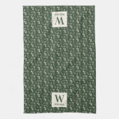 Linge De Cuisine Vert forêt et monogramme de nom Noël beige (Vertical)