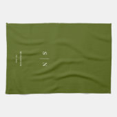 Linge De Cuisine Vert olive | Monogramme noir et date (Horizontal)