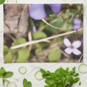 Linge De Cuisine Violette à pieds d'oiseau avec bluets (Plié)
