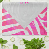 Linge De Cuisine Zebra Hot rose et blanc avec Monogramme (Plié)