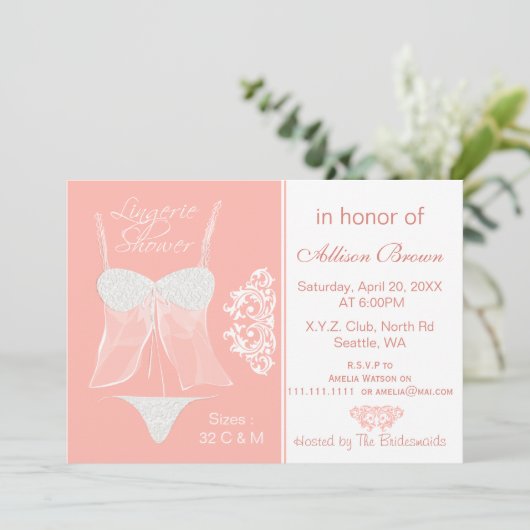 Lingerie Douche Bachelorette Fête Invitations (Debout devant)
