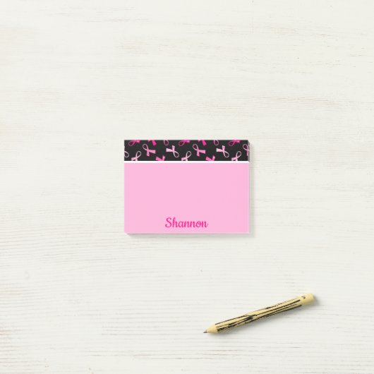 lintpatroon met multiroze borstkanker post-it® notes (Op bureau)