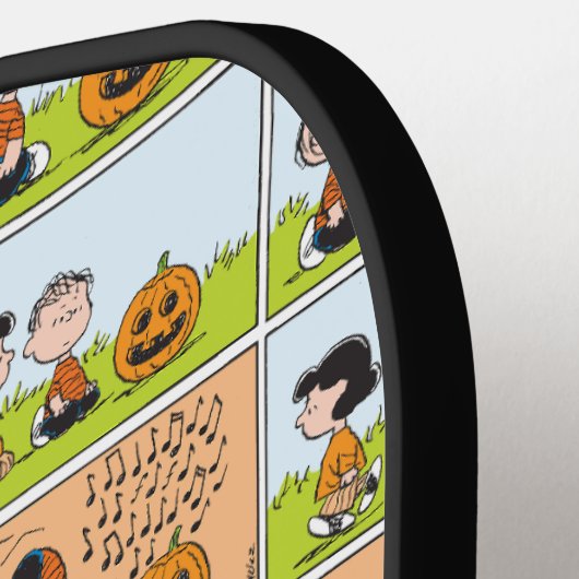 Linus & Lucy | Zingende Jack-O-Lantern Pickleball Paddle (Links Detail)