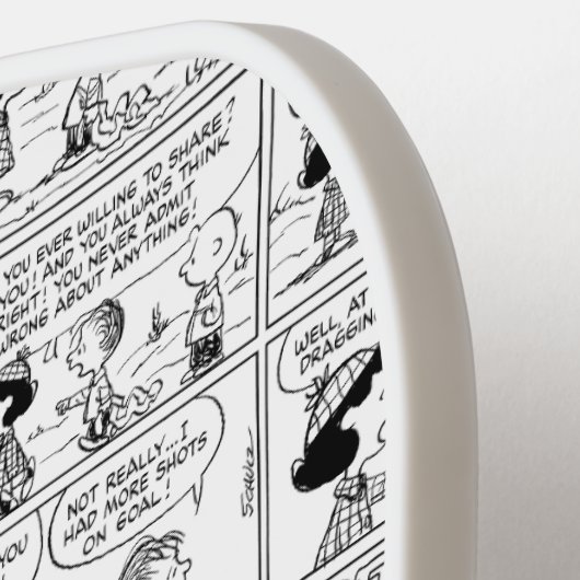 Linus vertelt Lucy dat ze Crabby is Pickleball Paddle (Links Detail)