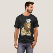Lion Baker Chef pet T-shirt (Voorkant volledig)