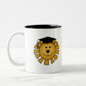 Lion met gediplomeerde kap, T-shirts en cadeaus Tweekleurige Koffiemok (Links)