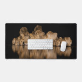 Lion Pride Drinks at the Water Hole at Night (Clavier et souris)