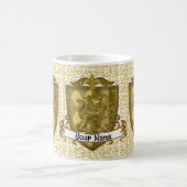Lion Shield Family Crest Surnom mug (Centre)