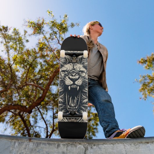 Lion Skateboard (Buiten 1)