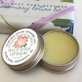 Lippenbalsem Label met Old World Roos op wit