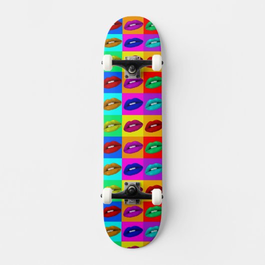 Lips, lips, lips Pop Skateboard (Voorkant)