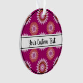 Lipstick lesbische pride roze bloempatroon ornament (voorkant)