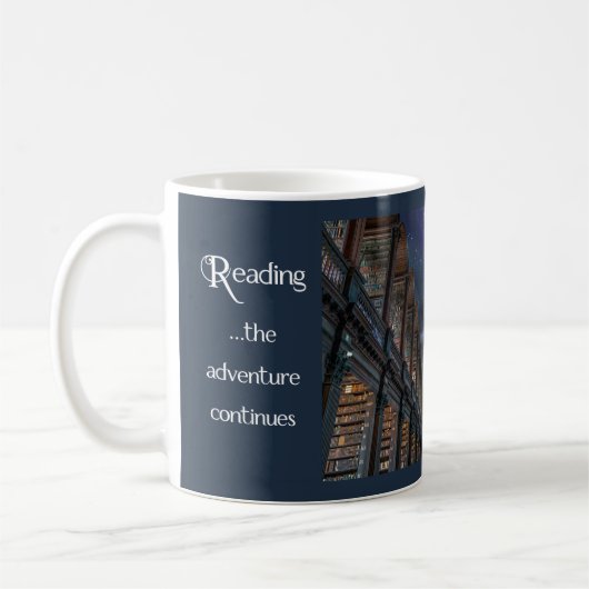 Lire ... l'aventure continue tasse de café (Gauche)