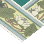 L'iris de Nouveau d'art fleurit la nappe florale (Angle)