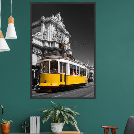 Lissabon Gele Tram. Augusta Straatarchief Z/W Foto Poster